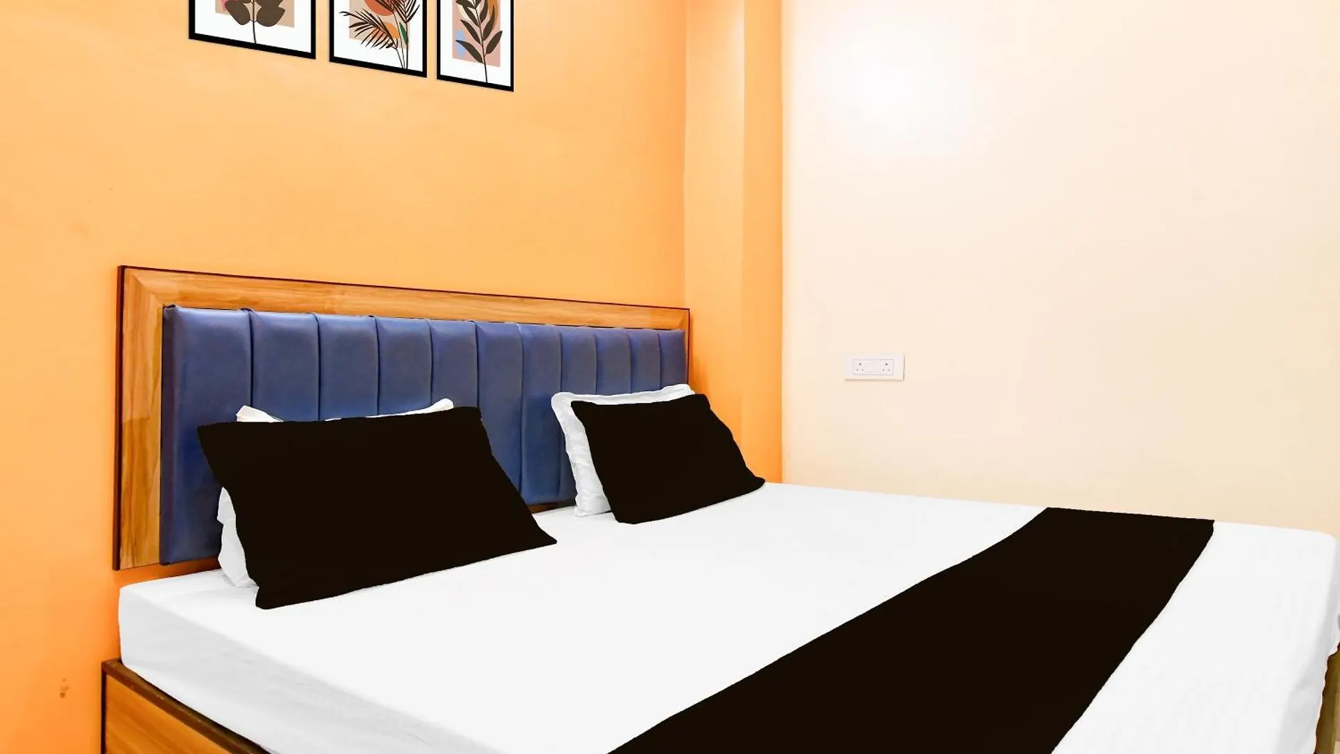 Hotel O Sri Rudra Home Stay Váránaszi 3*,  India