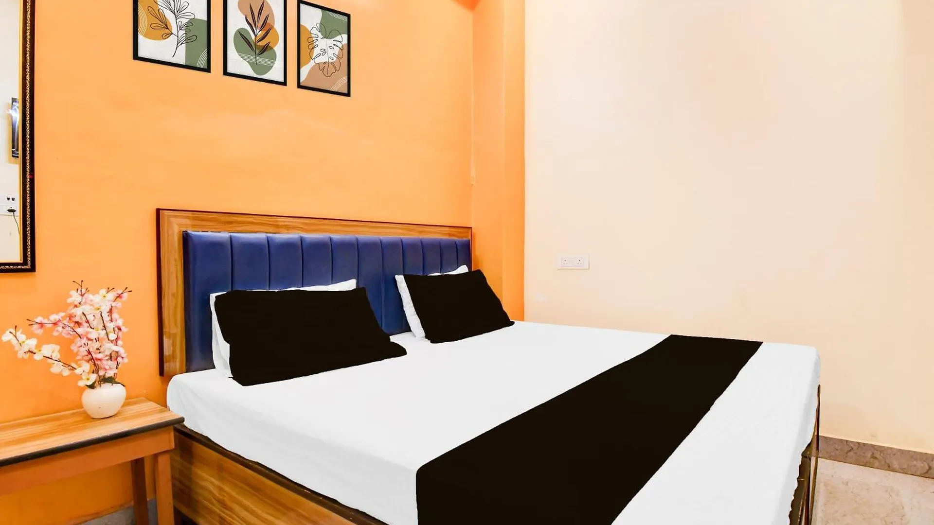 Hotel O Sri Rudra Home Stay Váránaszi 3*,
